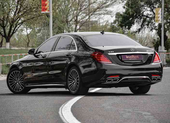 Mercedes S-Class